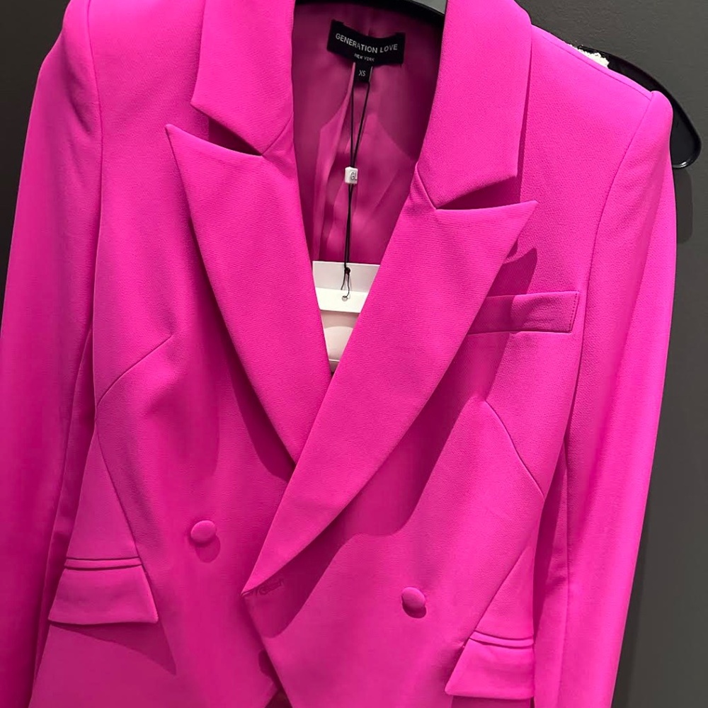 NWT MAGENTA GENERATION LOVE BLAZER